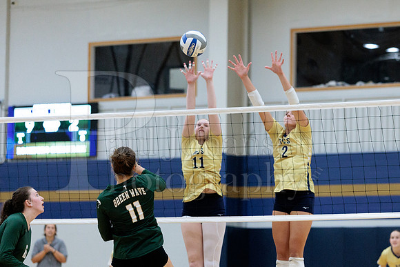 Rockford Christian Girls Varsity Volleyball vs St Edwards 8-27-2025-1078