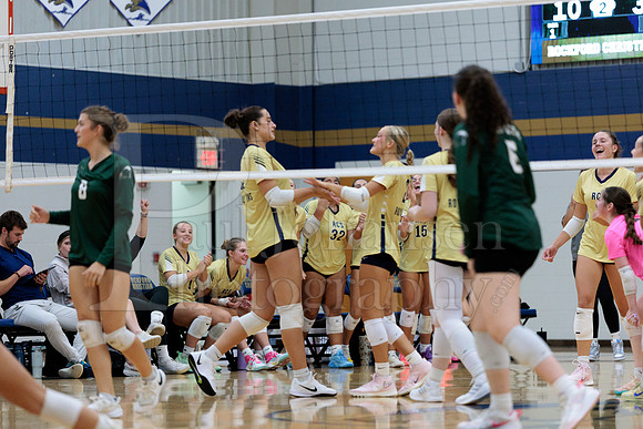 Rockford Christian Girls Varsity Volleyball vs St Edwards 8-27-2025-1114