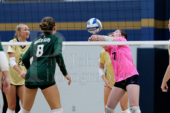 Rockford Christian Girls Varsity Volleyball vs St Edwards 8-27-2025-1158