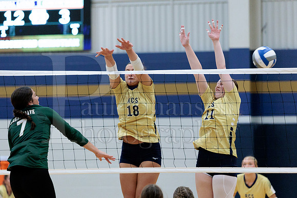 Rockford Christian Girls Varsity Volleyball vs St Edwards 8-27-2025-1187
