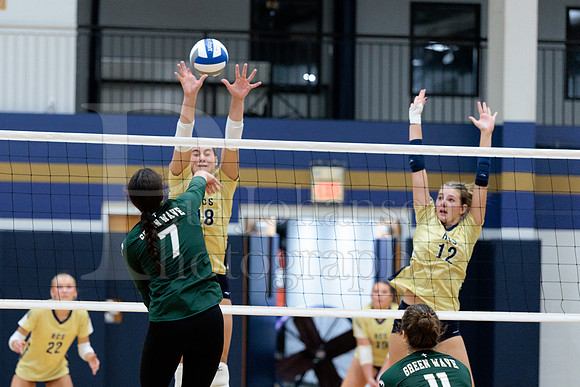 Rockford Christian Girls Varsity Volleyball vs St Edwards 8-27-2025-1255