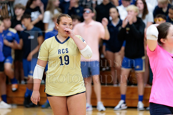 Rockford Christian Girls Varsity Volleyball vs St Edwards 8-27-2025-1311