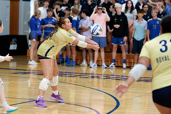 Rockford Christian Girls Varsity Volleyball vs St Edwards 8-27-2025-1324