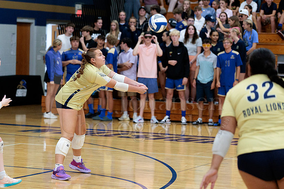 Rockford Christian Girls Varsity Volleyball vs St Edwards 8-27-2025-1325