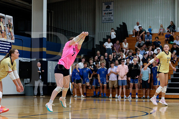 Rockford Christian Girls Varsity Volleyball vs St Edwards 8-27-2025-1336