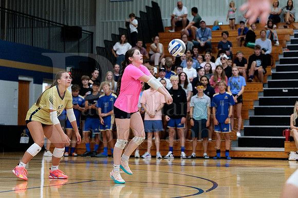Rockford Christian Girls Varsity Volleyball vs St Edwards 8-27-2025-1402