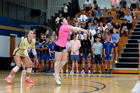 Rockford Christian Girls Varsity Volleyball vs St Edwards 8-27-2025-1403