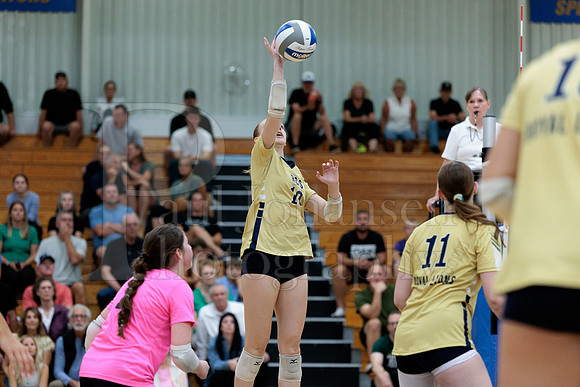 Rockford Christian Girls Varsity Volleyball vs St Edwards 8-27-2025-1452