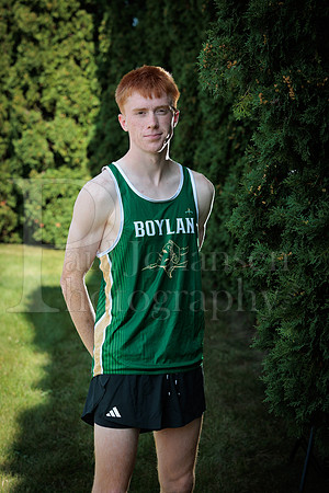 Boylan Cross Country Senior Banner Shoot 9-8-2025-0013