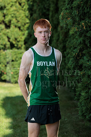 Boylan Cross Country Senior Banner Shoot 9-8-2025-0016