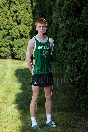 Boylan Cross Country Senior Banner Shoot 9-8-2025-0015