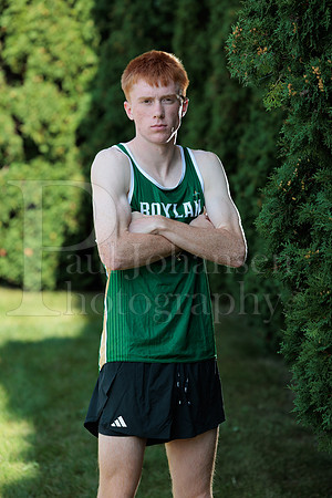 Boylan Cross Country Senior Banner Shoot 9-8-2025-0017