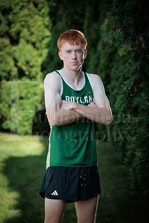 Boylan Cross Country Senior Banner Shoot 9-8-2025-0020