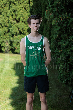 Boylan Cross Country Senior Banner Shoot 9-8-2025-0027