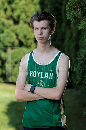 Boylan Cross Country Senior Banner Shoot 9-8-2025-0028