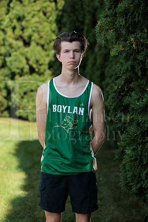 Boylan Cross Country Senior Banner Shoot 9-8-2025-0038