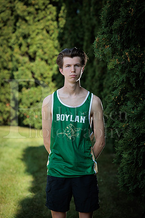 Boylan Cross Country Senior Banner Shoot 9-8-2025-0039