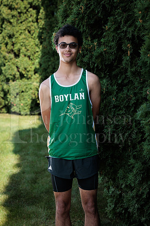 Boylan Cross Country Senior Banner Shoot 9-8-2025-0045