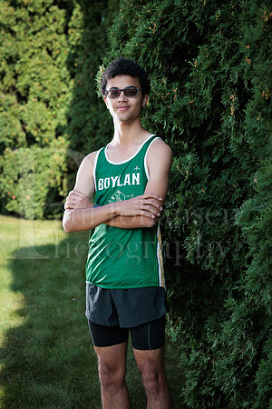 Boylan Cross Country Senior Banner Shoot 9-8-2025-0050