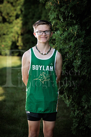 Boylan Cross Country Senior Banner Shoot 9-8-2025-0051