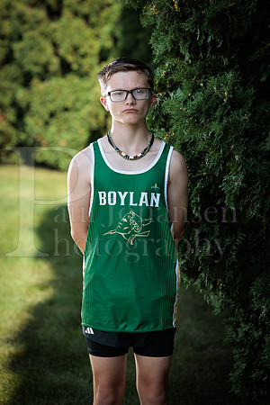 Boylan Cross Country Senior Banner Shoot 9-8-2025-0053