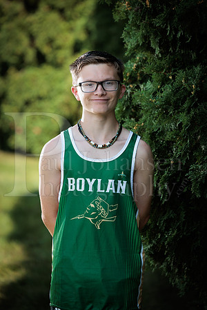 Boylan Cross Country Senior Banner Shoot 9-8-2025-0056