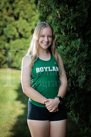 Boylan Cross Country Senior Banner Shoot 9-8-2025-0078