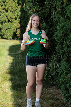 Boylan Cross Country Senior Banner Shoot 9-8-2025-0094