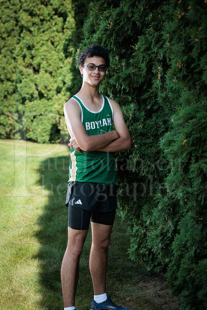 Boylan Cross Country Senior Banner Shoot 9-8-2025-0112