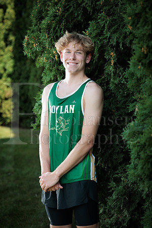 Boylan Cross Country Senior Banner Shoot 9-8-2025-0115