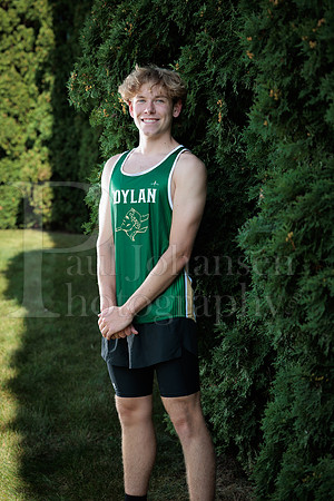 Boylan Cross Country Senior Banner Shoot 9-8-2025-0117