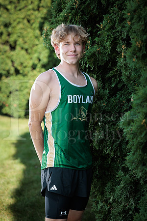 Boylan Cross Country Senior Banner Shoot 9-8-2025-0128