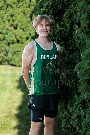 Boylan Cross Country Senior Banner Shoot 9-8-2025-0132