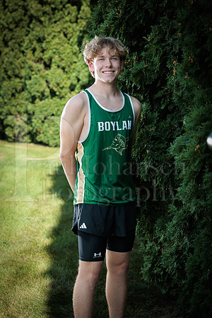 Boylan Cross Country Senior Banner Shoot 9-8-2025-0135