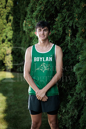 Boylan Cross Country Senior Banner Shoot 9-8-2025-0136