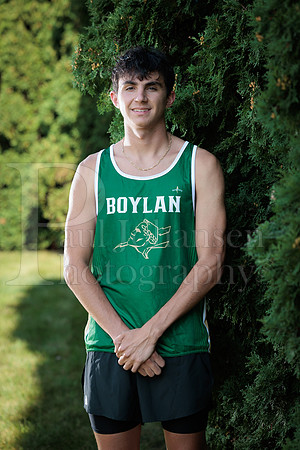 Boylan Cross Country Senior Banner Shoot 9-8-2025-0143