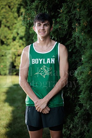 Boylan Cross Country Senior Banner Shoot 9-8-2025-0144