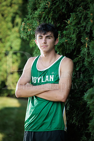 Boylan Cross Country Senior Banner Shoot 9-8-2025-0145