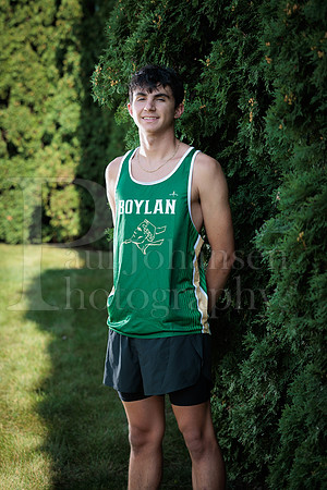 Boylan Cross Country Senior Banner Shoot 9-8-2025-0152