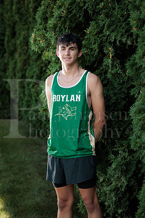 Boylan Cross Country Senior Banner Shoot 9-8-2025-0156