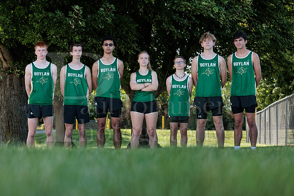 Boylan Cross Country Senior Banner Shoot 9-8-2025-0160