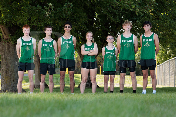 Boylan Cross Country Senior Banner Shoot 9-8-2025-0163