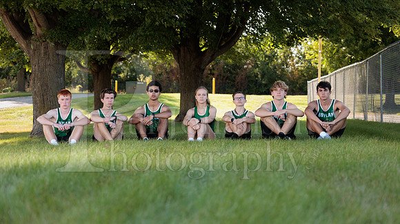 Boylan Cross Country Senior Banner Shoot 9-8-2025-0171