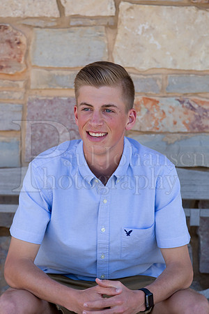 Bramdon Ancona  Senior Images 4-17-2016-0027