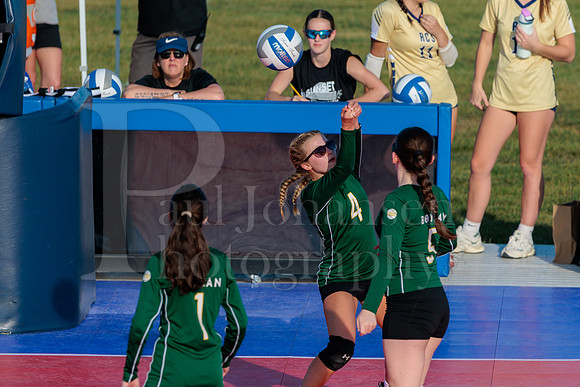 Rockford Christian Girls Freshman Volleyball vs Boylan 9-17-2025-0946