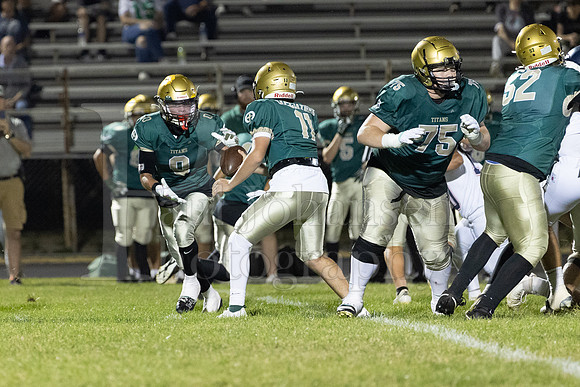 Boylan Varsity Football vs Belv North 9-19-2025-0553