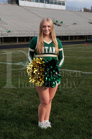 Boylan Cheer Seniors Banner Shoot 9-19-2025-0010