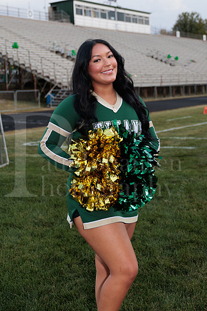 Boylan Cheer Seniors Banner Shoot 9-19-2025-0038
