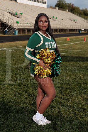 Boylan Cheer Seniors Banner Shoot 9-19-2025-0069
