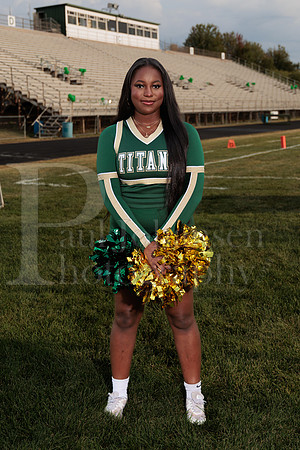 Boylan Cheer Seniors Banner Shoot 9-19-2025-0075